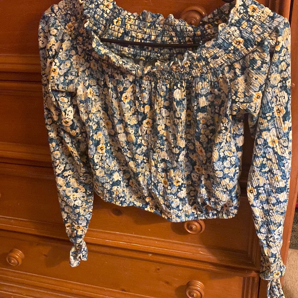 American rag floral blouse size small
